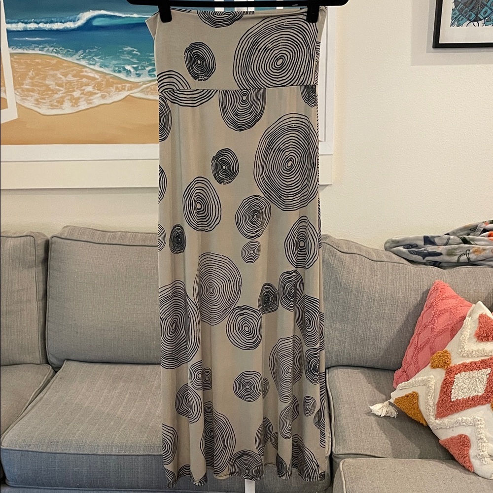 Agnes & Dora Black and Cream Spiral Maxi Skirt